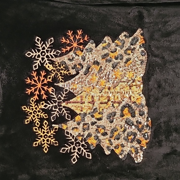 Christmas Velour top - Picture 2 of 7